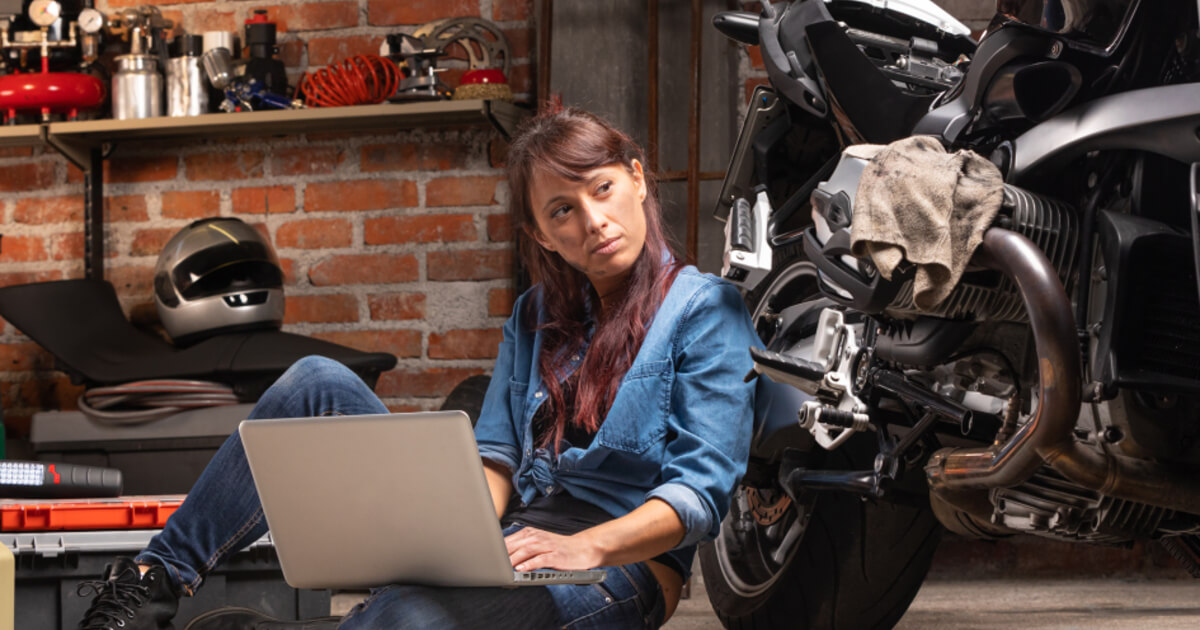 Motorrad-Check durchführen und Versicherung prüfen!